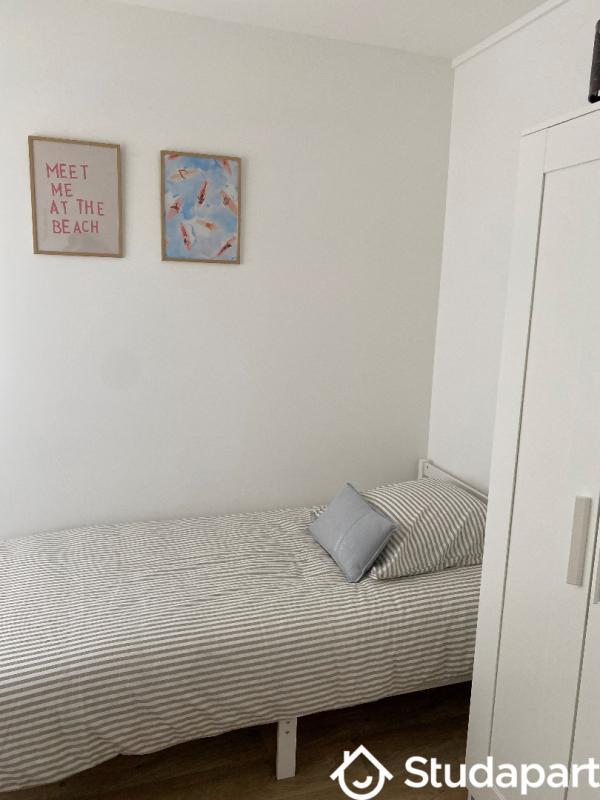 Chambre - 10 m² - 1 pièce