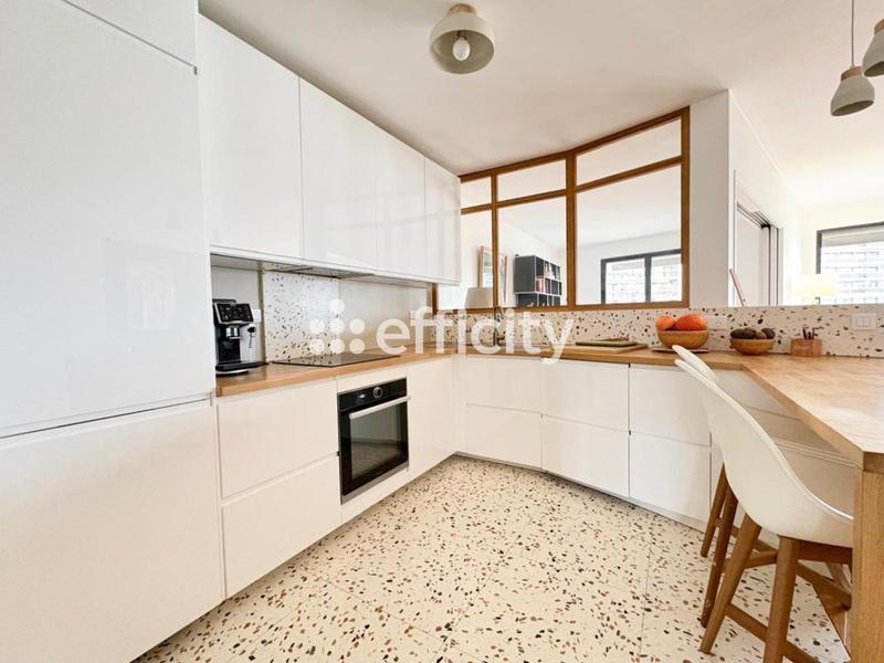 Appartement - 87 m² - 4 pièces