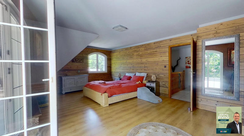 Maison - 142 m² - 6 pièces