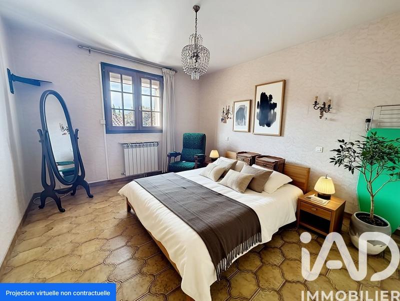 Maison - 196 m² - 5 pièces