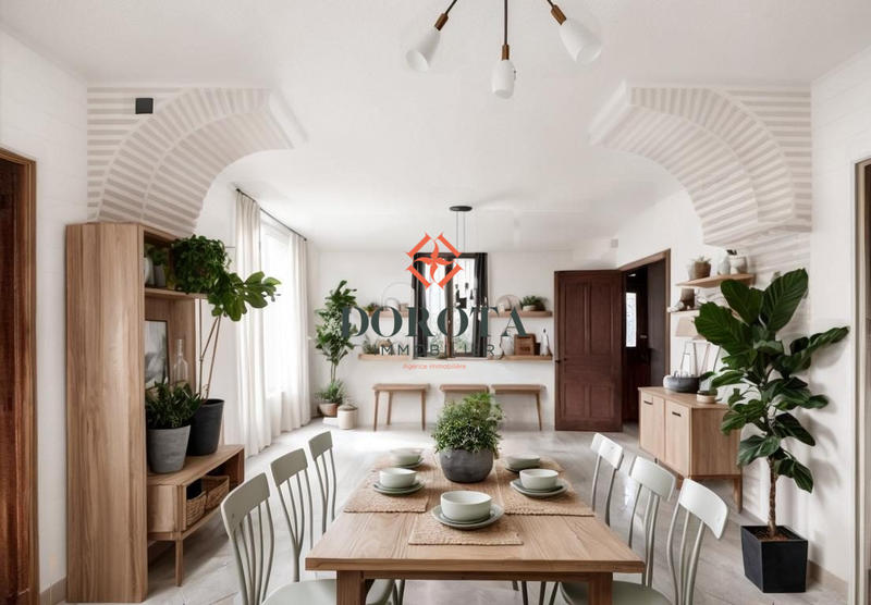 Maison - 300 m² - 6 pièces