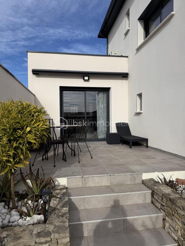 Demeure - 126 m² - 5 pièces