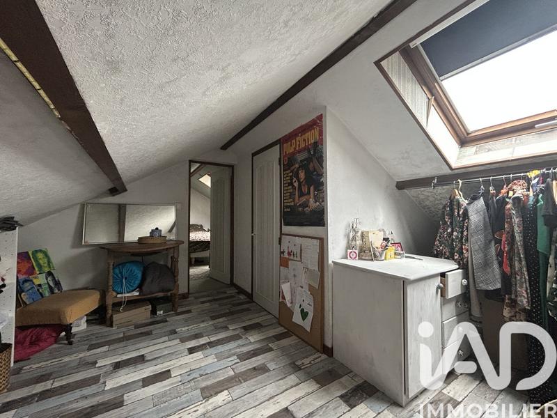 Maison - 110 m² - 8 pièces