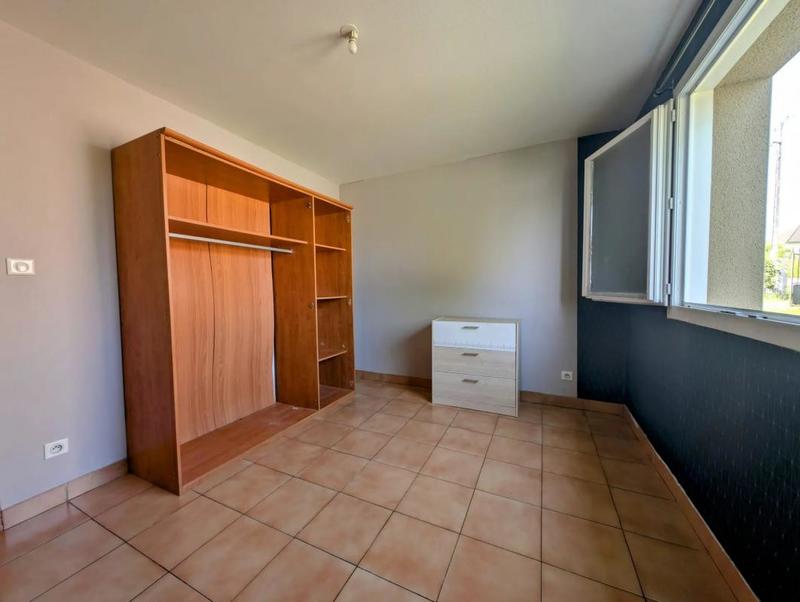 Maison - 220 m² - 9 pièces