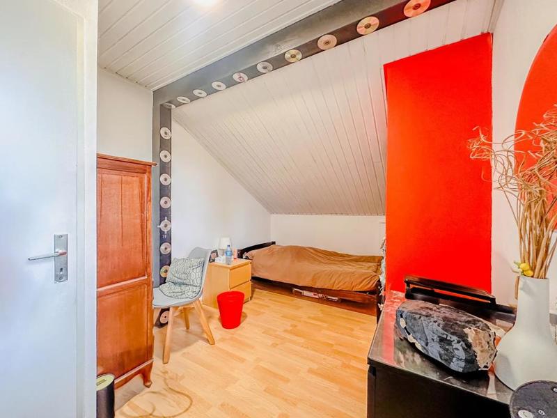 Duplex - 95 m² - 5 pièces