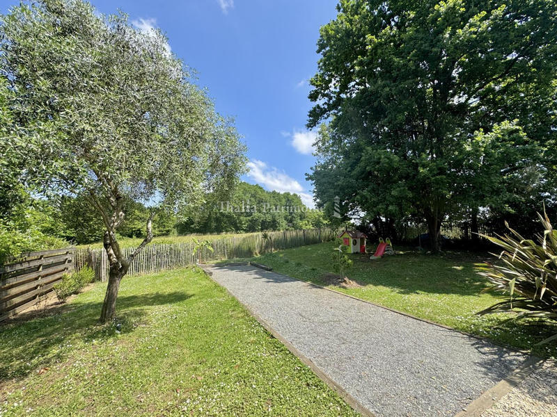 Maison - 175 m² - 5 pièces