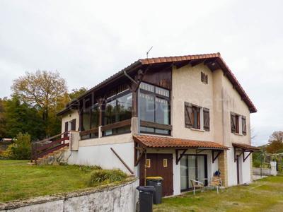 Pavillon - 195 m² - 10 pièces