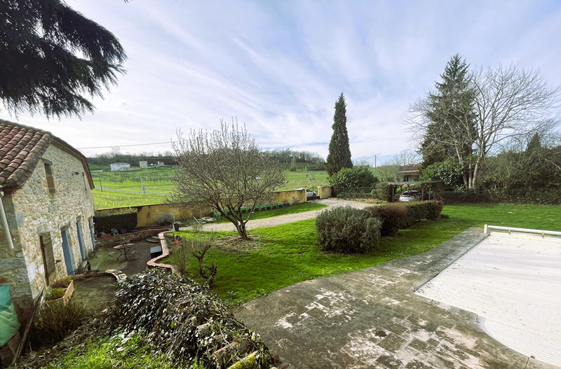 Maison - 289 m² - 6 pièces