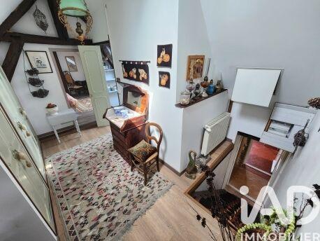 Maison - 183 m² - 5 pièces