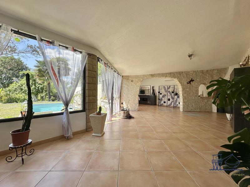 Maison ancienne - 272 m² - 9 pièces