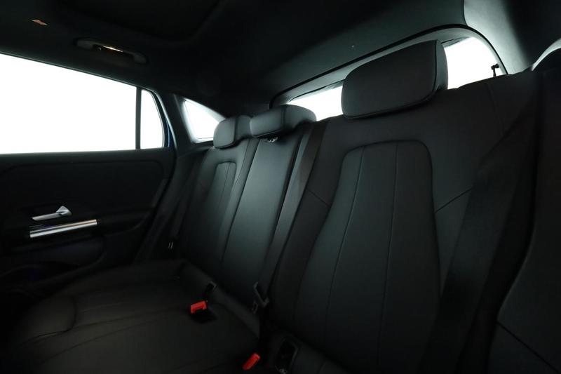 Mercedes Gla 200 Progressive Line 7g-Dct 163 ch