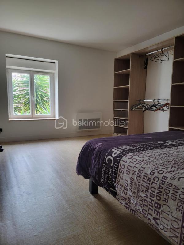 Maison en pierre - 126 m² - 7 pièces