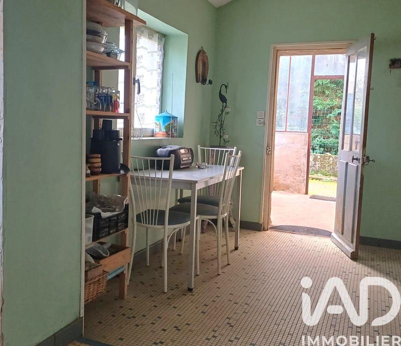 Maison - 99 m² - 4 pièces