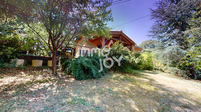 Maison - 93 m² - 4 pièces