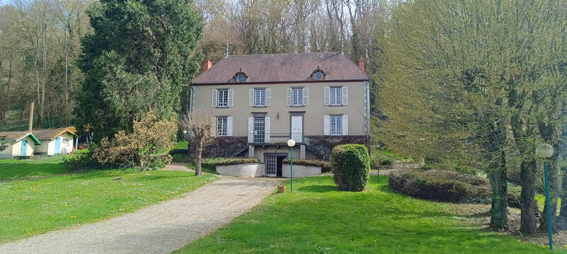 Maison - 160 m² - 5 pièces