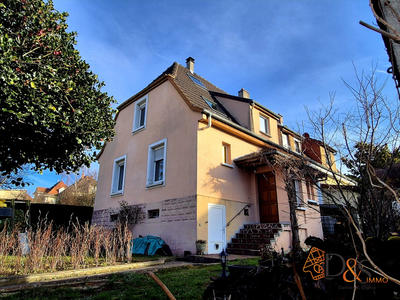 Maison - 105 m² - 6 pièces