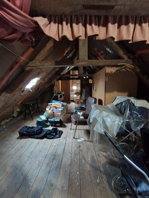 Maison - 180 m² - 8 pièces