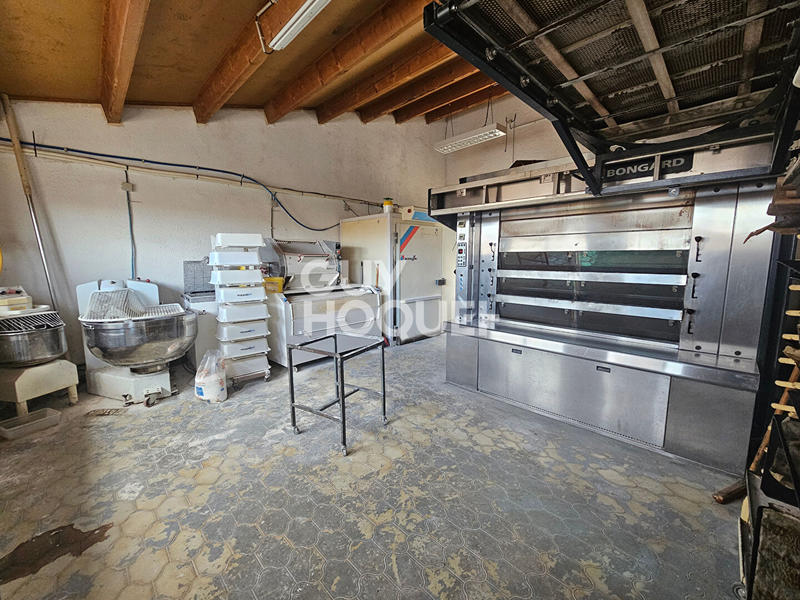 Local d'activité / Entrepôt - 90 m² - 2 pièces