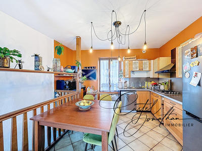 Maison - 100 m² - 3 pièces