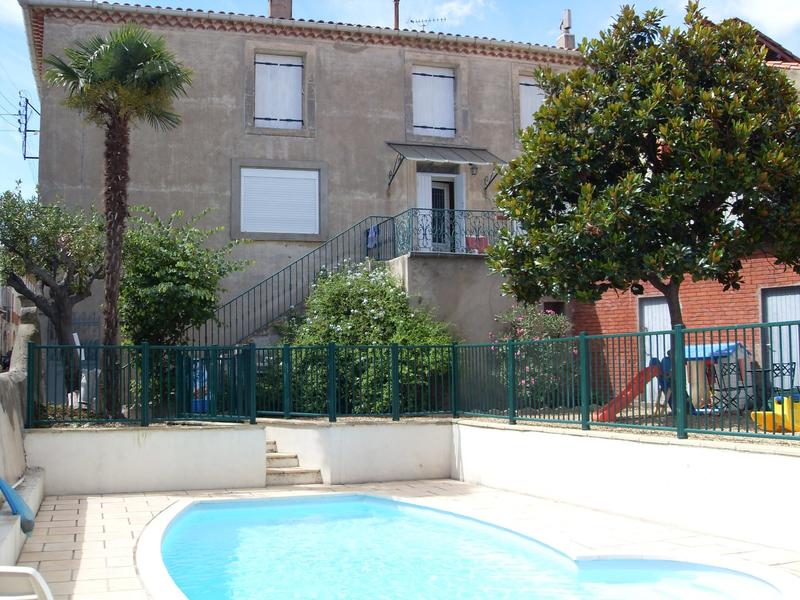 Maison de village - 212 m² - 8 pièces