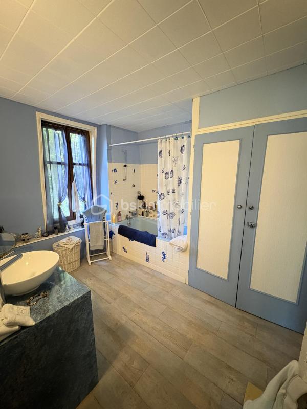 Maison de ville - 121 m² - 6 pièces