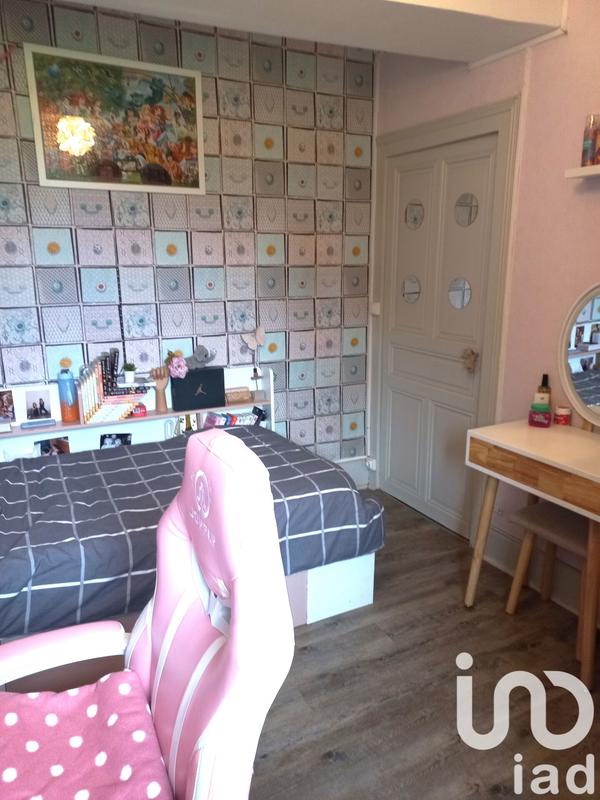 Maison - 166 m² - 9 pièces