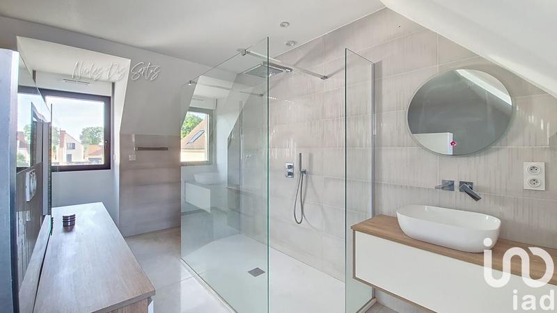 Maison - 170 m² - 5 pièces