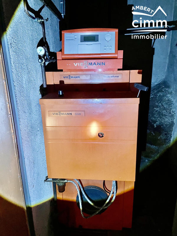 Maison - 136 m² - 10 pièces