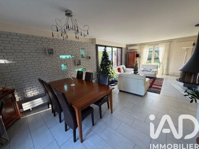 Maison - 166 m² - 8 pièces