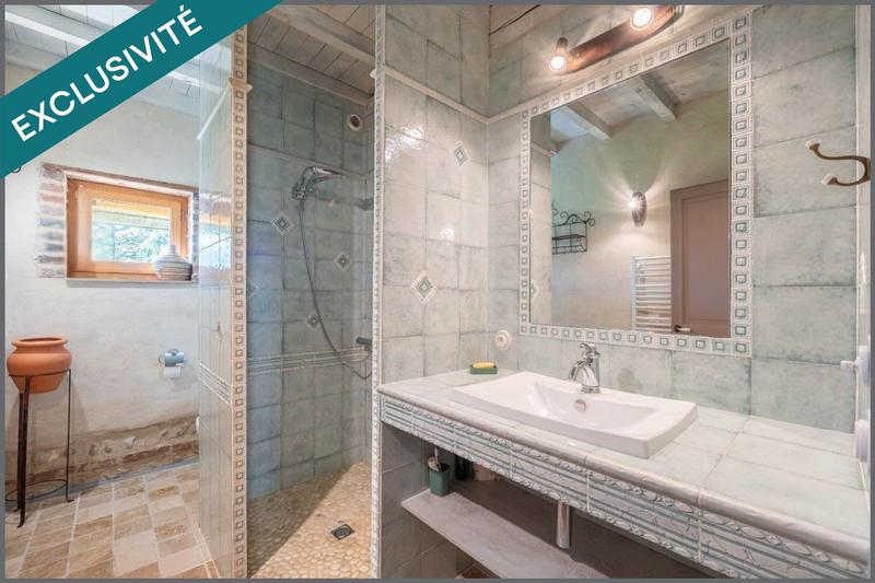 Maison - 327 m² - 7 pièces