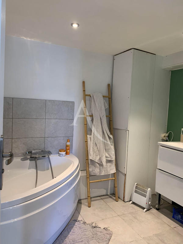 Maison - 157 m² - 6 pièces