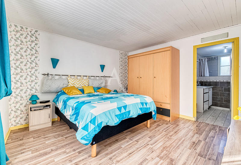 Maison - 175 m² - 8 pièces