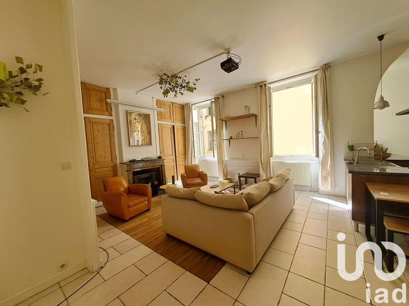 Appartement - 85 m² - 3 pièces