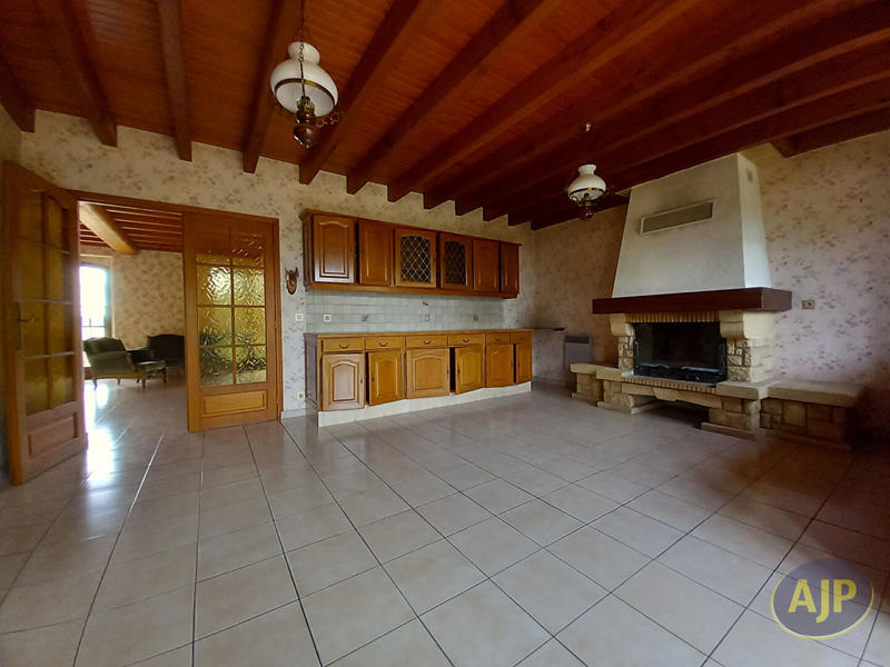 Maison - 192 m² - 6 pièces