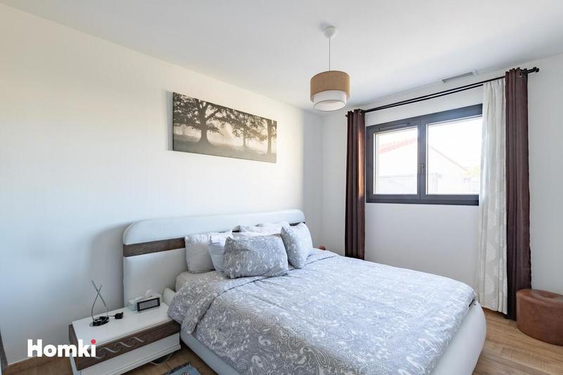 Maison - 93 m² - 4 pièces