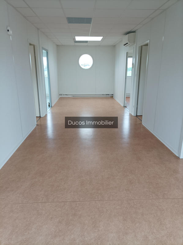 Bureau - 132 m² - 4 pièces