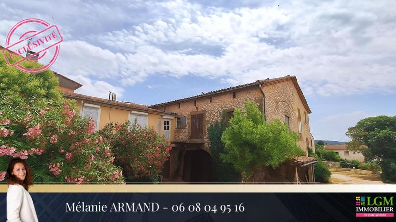 Maison - 347 m² - 2 pièces