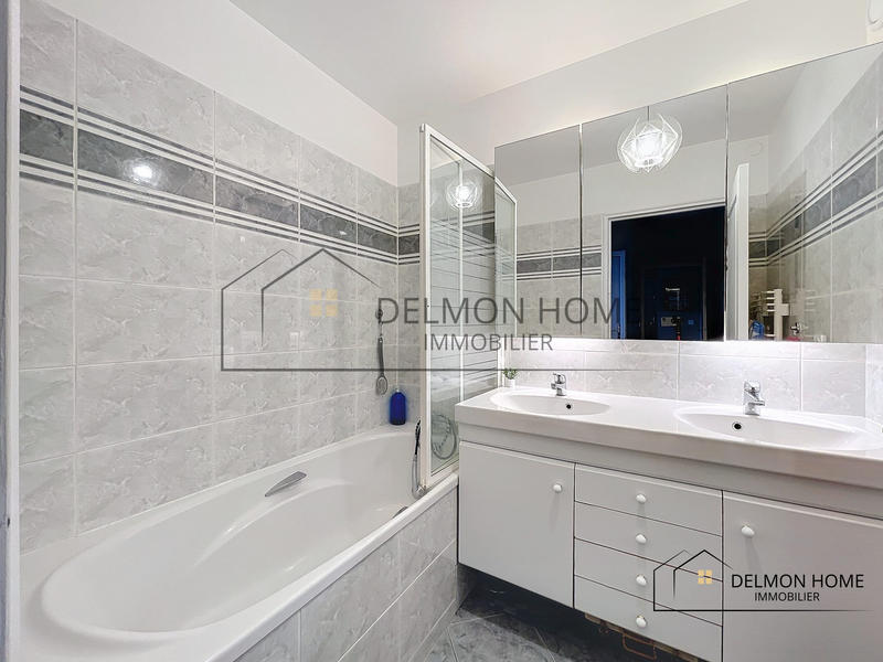 Appartement - 91 m² - 4 pièces