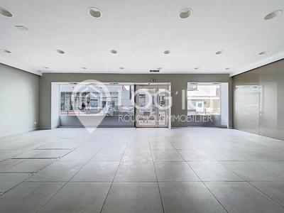 Local d'activités - 125 m²