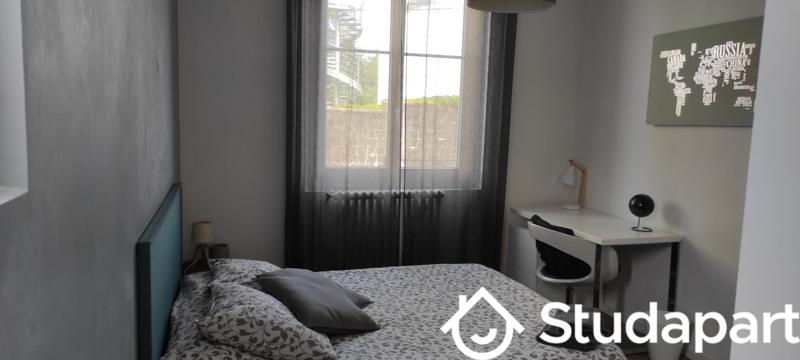 Chambre - 14 m² - 1 pièce