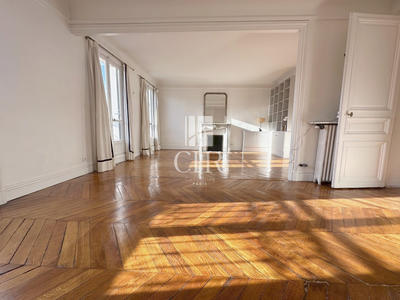 Appartement - 80 m² - 3 pièces