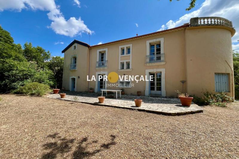 Demeure - 265 m² - 8 pièces