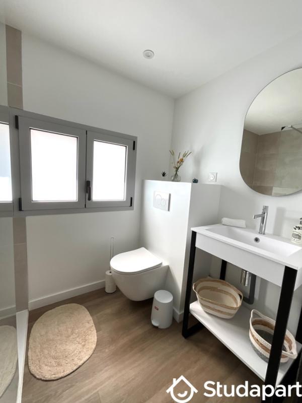 Chambre - 14 m² - 1 pièce