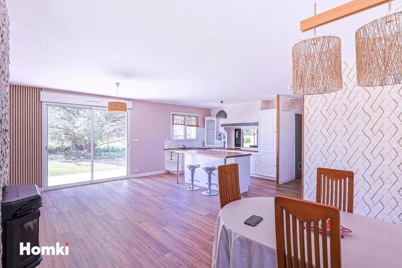 Maison - 175 m² - 6 pièces