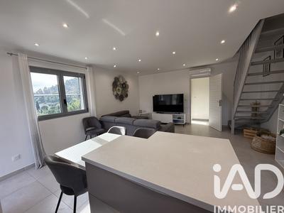 Appartement - 62 m² - 3 pièces