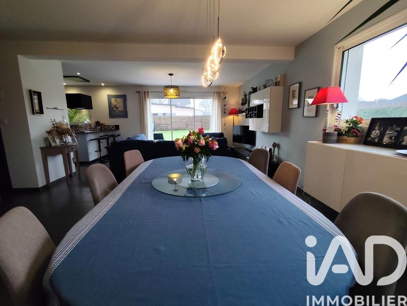 Maison - 111 m² - 6 pièces