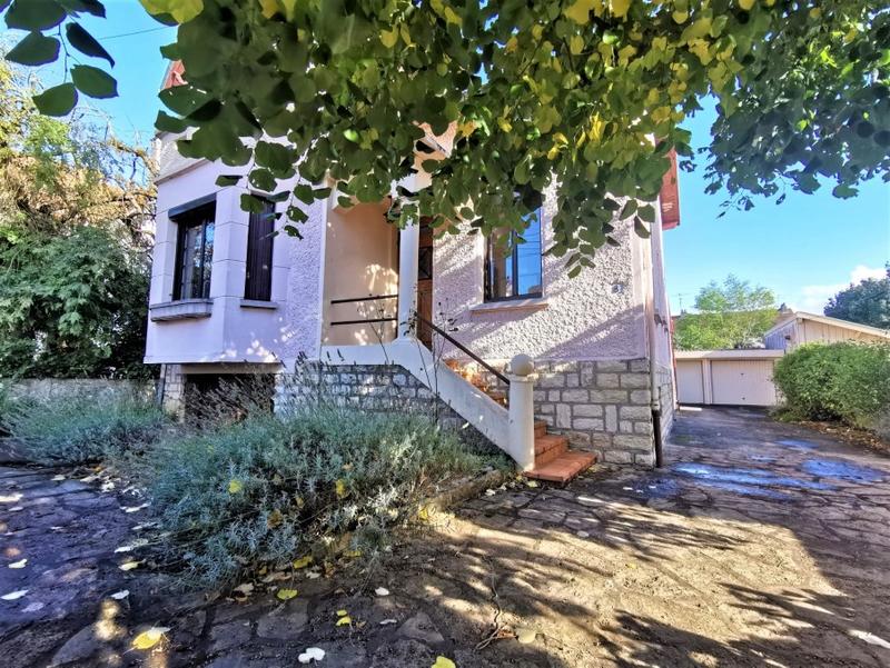 Maison - 140 m² - 7 pièces