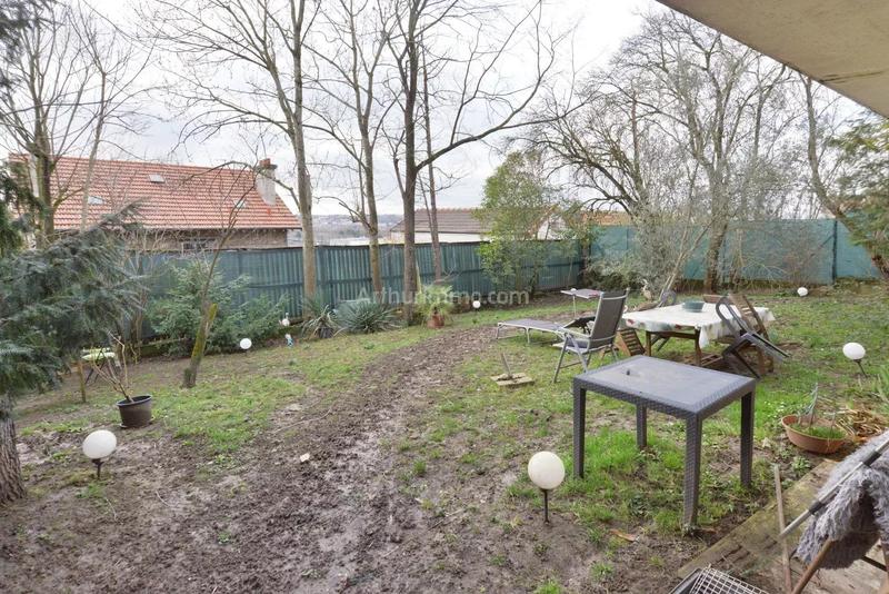 Maison - 165 m² - 8 pièces