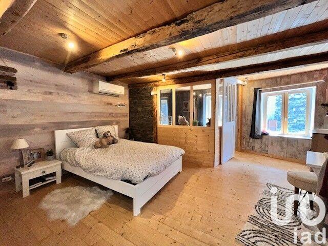 Appartement - 77 m² - 3 pièces