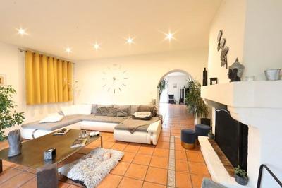 Villa - 320 m² - 13 pièces